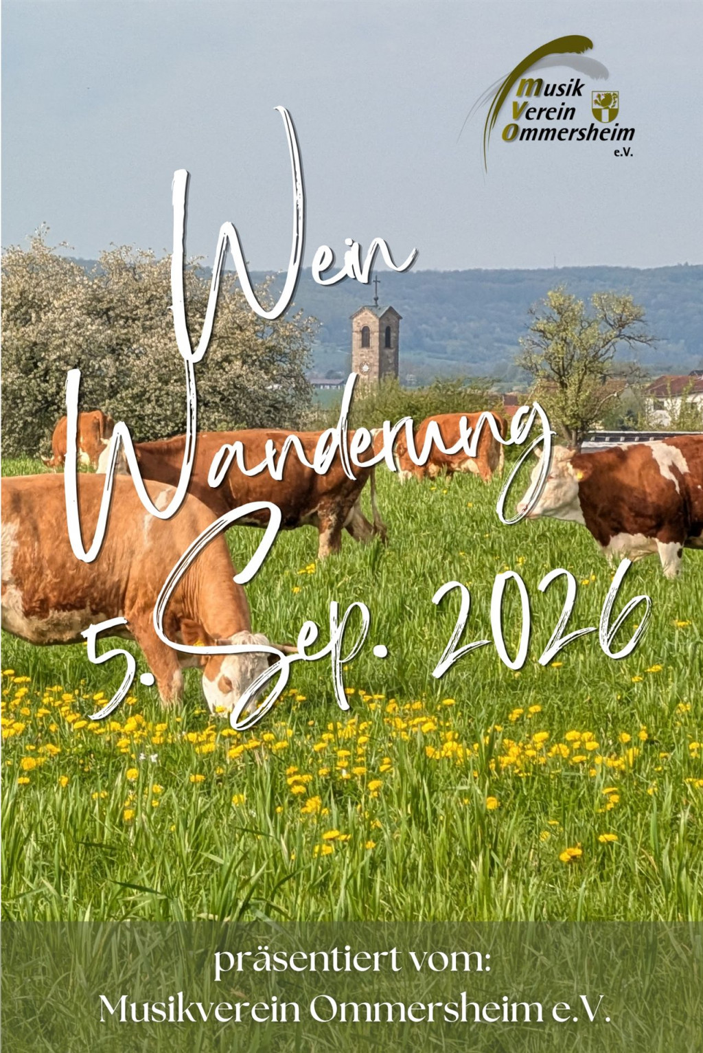 Ein Plakat mit der Aufschrift Wein Wandern am 5. September 2026, vor einer malerischen Landschaft mit Feldern und einem Dorf.